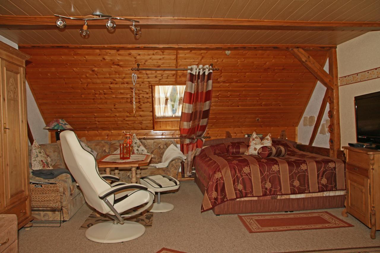 Familien-Ferienwohnung Haustein Konigswalde Luaran gambar